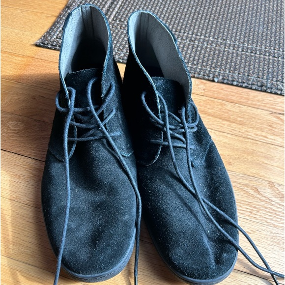 Suede boots - Picture 1 of 6